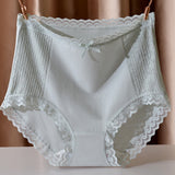 High Waisted Comfortable Cotton Breathable Panties With Lace Trim