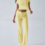 Essential Two-Piece Active Set ropped Short Sleeve Top Drawstring Flare Pants